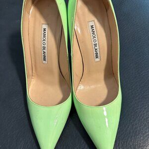 Manolo Blanhik Green Pumps Size 35